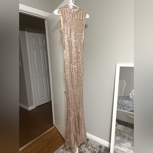 Stunning gold sequin dress